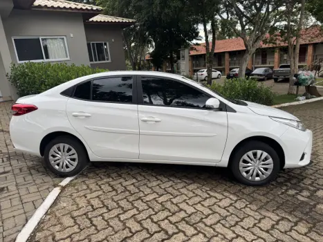 TOYOTA Yaris Sedan 1.5 16V 4P FLEX XL MULTIDRIVE AUTOM�TICO CVT, Foto 24
