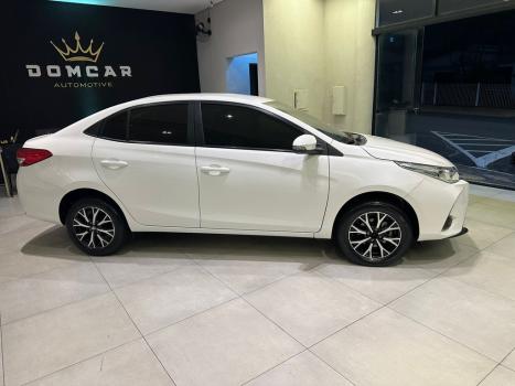TOYOTA Yaris Sedan 1.5 16V 4P FLEX XL MULTIDRIVE AUTOM�TICO CVT, Foto 8