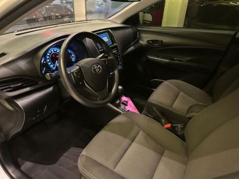 TOYOTA Yaris Sedan 1.5 16V 4P FLEX XL MULTIDRIVE AUTOM�TICO CVT, Foto 10