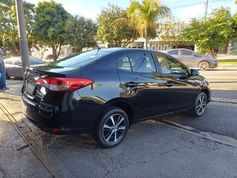 TOYOTA Yaris Sedan 1.5 16V 4P FLEX XS MULTIDRIVE AUTOMÁTICO CVT, Foto 3