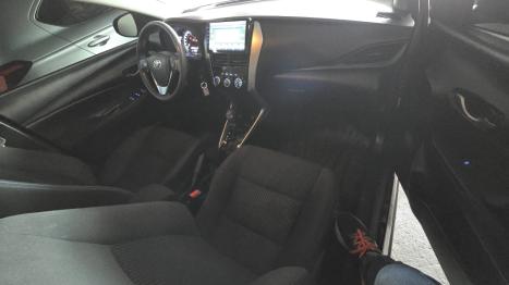 TOYOTA Yaris Sedan 1.5 16V 4P FLEX XL MULTIDRIVE AUTOM�TICO CVT, Foto 5