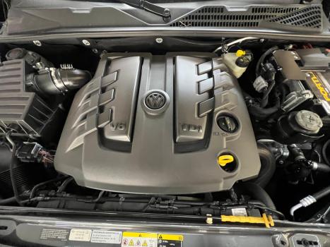VOLKSWAGEN Amarok 3.0 V6 CABINE DUPLA HIGHLINE 4X4 TURBO INTERCOOLER AUTOMÁTICO, Foto 6 VOLKSWAGEN Amarok 3.0 V6 CABINE DUPLA HIGHLINE 4X4 TURBO INTERCOOLER AUTOMÁTICO, Foto 6