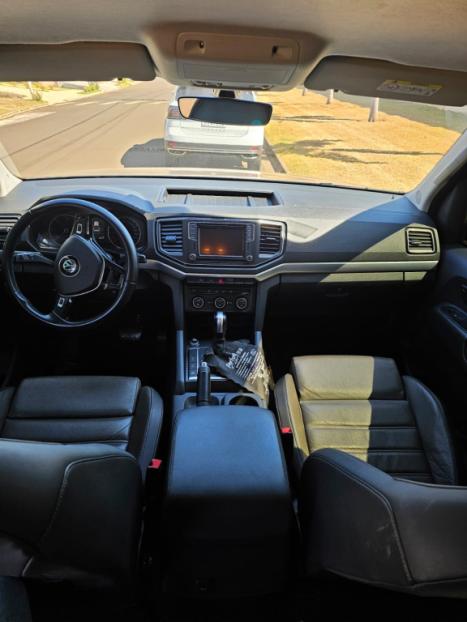 VOLKSWAGEN Amarok 3.0 V6 CABINE DUPLA HIGHLINE 4X4 TURBO INTERCOOLER AUTOMTICO, Foto 4