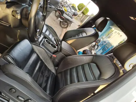 VOLKSWAGEN Amarok 3.0 V6 CABINE DUPLA HIGHLINE EXTREME 4X4 TURBO INTERCOOLER AUTOM�TICO, Foto 5