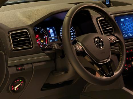 VOLKSWAGEN Amarok 3.0 V6 CABINE DUPLA HIGHLINE EXTREME 4X4 TURBO INTERCOOLER AUTOM�TICO, Foto 2