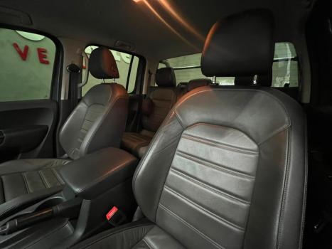 VOLKSWAGEN Amarok 3.0 V6 CABINE DUPLA HIGHLINE 4X4 TURBO INTERCOOLER AUTOM�TICO, Foto 5