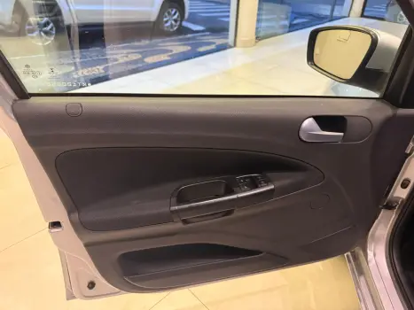 VOLKSWAGEN Gol 1.6 4P FLEX MSI, Foto 11