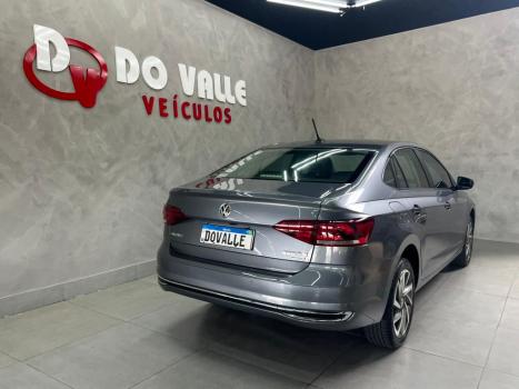 VOLKSWAGEN Jetta 1.4 4P 250 TSI R-LINE AUTOM�TICO, Foto 2
