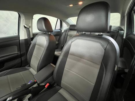 VOLKSWAGEN Jetta 1.4 4P 250 TSI R-LINE AUTOM�TICO, Foto 7