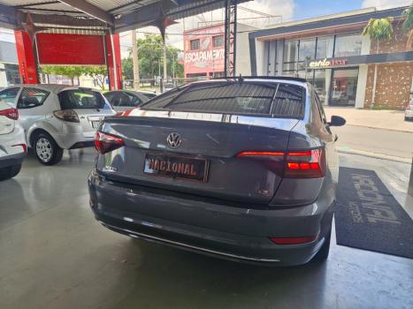 VOLKSWAGEN Jetta 1.4 4P 250 TSI TURBO COMFORTLINE AUTOM�TICO, Foto 6