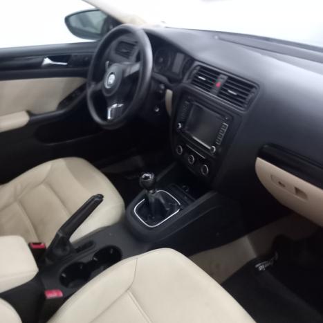 VOLKSWAGEN Jetta 2.0 4P COMFORTLINE FLEX, Foto 5