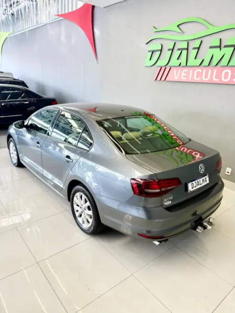 VOLKSWAGEN Jetta 2.0 4P COMFORTLINE FLEX, Foto 6