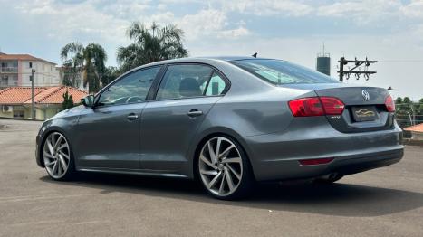 VOLKSWAGEN Jetta 2.0 4P FLEX COMFORTLINE TIPTRONIC AUTOM�TICO, Foto 4