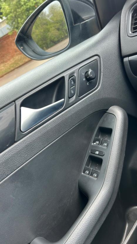 VOLKSWAGEN Jetta 2.0 4P FLEX COMFORTLINE TIPTRONIC AUTOM�TICO, Foto 8