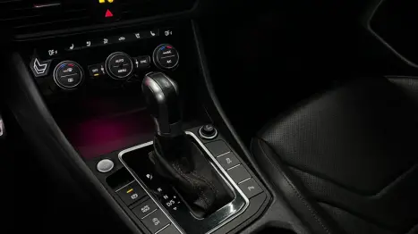 VOLKSWAGEN Jetta 2.0 4P 350 TSI GLI AUTOMÁTICO DSG, Foto 10
