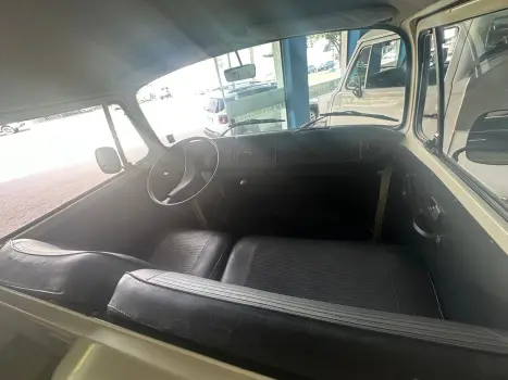VOLKSWAGEN Kombi 1.6 STD, Foto 4