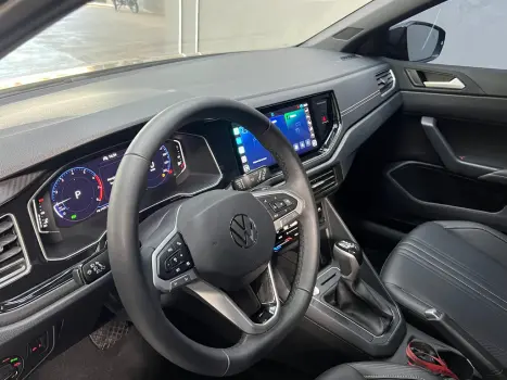 VOLKSWAGEN Nivus 1.0 4P FLEX 200 TSI HIGHLINE TURBO AUTOMÁTICO, Foto 5 VOLKSWAGEN Nivus 1.0 4P FLEX 200 TSI HIGHLINE TURBO AUTOMÁTICO, Foto 5