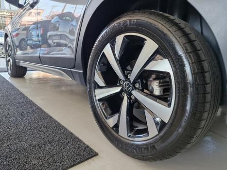 VOLKSWAGEN Nivus 1.0 4P FLEX 200 TSI HIGHLINE TURBO AUTOM�TICO, Foto 11