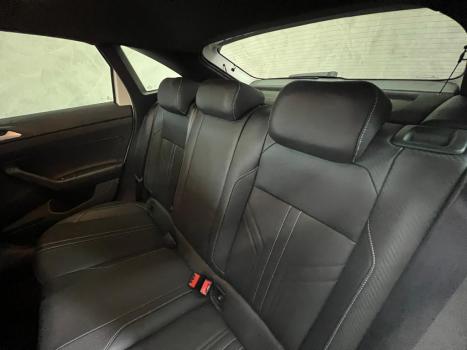 VOLKSWAGEN Nivus 1.0 4P FLEX 200 TSI HIGHLINE TURBO AUTOM�TICO, Foto 7