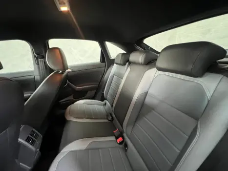 VOLKSWAGEN Nivus 1.0 4P FLEX 200 TSI COMFORTLINE TURBO AUTOM�TICO, Foto 2