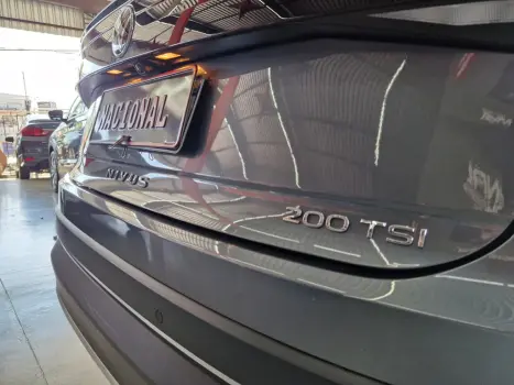 VOLKSWAGEN Nivus 1.0 4P FLEX 200 TSI HIGHLINE TURBO AUTOM�TICO, Foto 10