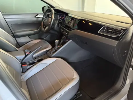 VOLKSWAGEN Nivus 1.0 4P FLEX 200 TSI HIGHLINE TURBO AUTOM�TICO, Foto 10