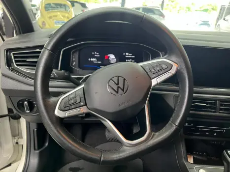 VOLKSWAGEN Nivus 1.0 4P FLEX 200 TSI COMFORTLINE TURBO AUTOM�TICO, Foto 4