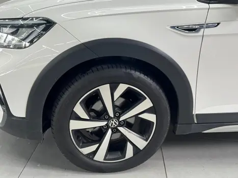 VOLKSWAGEN Nivus 1.0 4P FLEX 200 TSI COMFORTLINE TURBO AUTOM�TICO, Foto 5