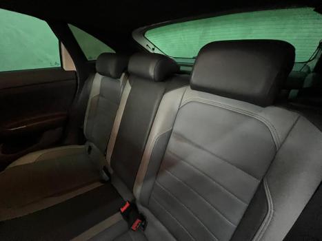 VOLKSWAGEN Nivus 1.0 4P FLEX 200 TSI COMFORTLINE TURBO AUTOM�TICO, Foto 12