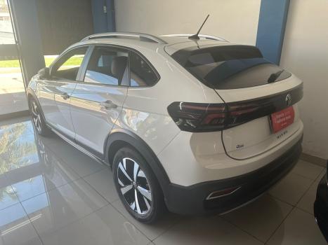 VOLKSWAGEN Nivus 1.0 4P FLEX 200 TSI HIGHLINE TURBO AUTOM�TICO, Foto 2