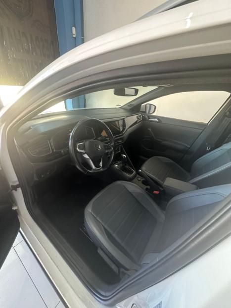 VOLKSWAGEN Nivus 1.0 4P FLEX 200 TSI HIGHLINE TURBO AUTOM�TICO, Foto 8