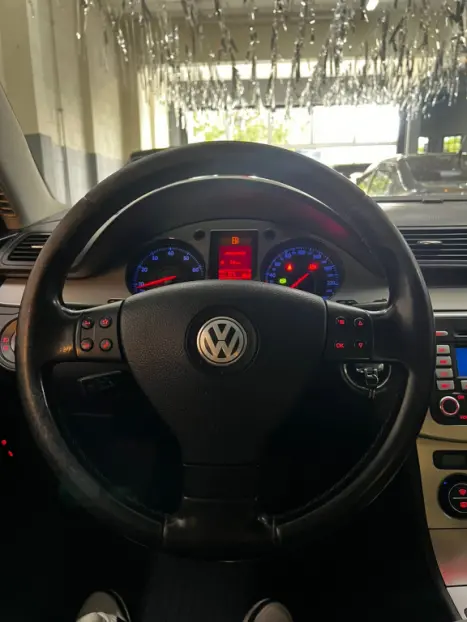 VOLKSWAGEN Passat 2.0 16V 4P FSI AUTOM�TICO DSG, Foto 9