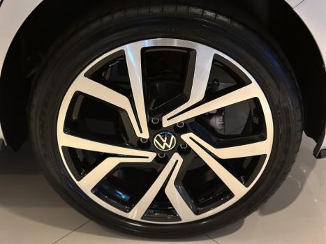 VOLKSWAGEN Polo Hatch 1.4 4P 250 TSI GTS AUTOMÁTICO, Foto 6 VOLKSWAGEN Polo Hatch 1.4 4P 250 TSI GTS AUTOMÁTICO, Foto 6