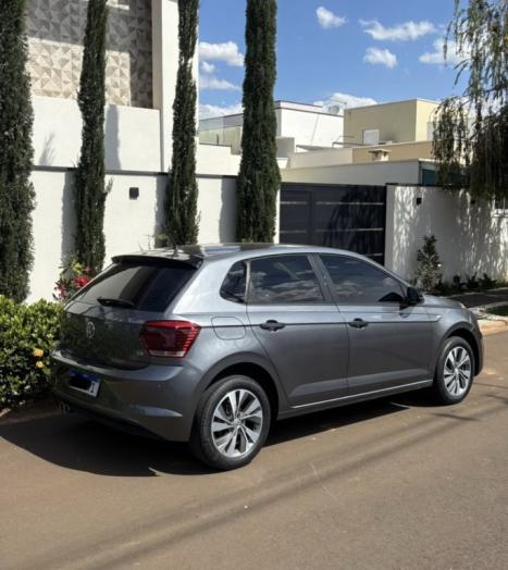 VOLKSWAGEN Polo Hatch 1.0 12V 4P 200 TSI  COMFORTLINE AUTOMTICO, Foto 3