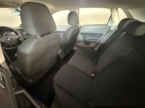 VOLKSWAGEN Polo Hatch 1.0 12V 4P 200 TSI  COMFORTLINE AUTOM�TICO, Foto 9