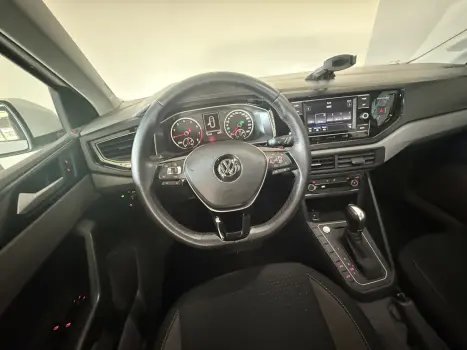 VOLKSWAGEN Polo Hatch 1.0 12V 4P 200 TSI  COMFORTLINE AUTOM�TICO, Foto 8
