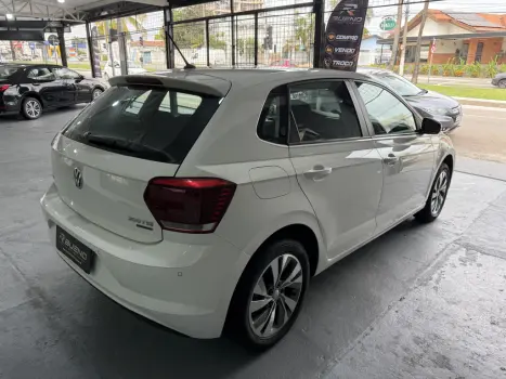 VOLKSWAGEN Polo Hatch 1.0 12V 4P 200 TSI  COMFORTLINE AUTOM�TICO, Foto 4