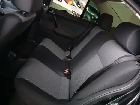 VOLKSWAGEN Polo Sedan 1.6 4P FLEX, Foto 12