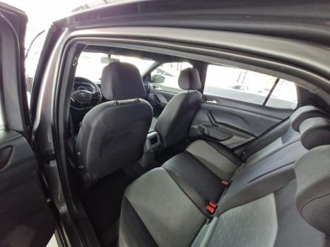 VOLKSWAGEN T-Cross 1.0 4P 200 TSI FLEX COMFORTLINE AUTOM�TICO, Foto 9