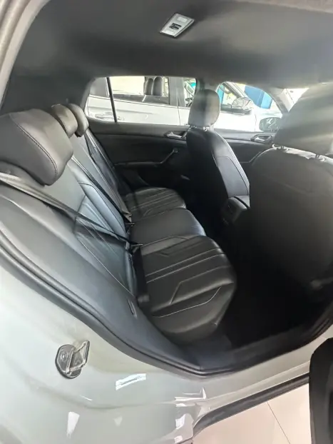 VOLKSWAGEN T-Cross 1.0 4P 200 TSI FLEX HIGHLINE AUTOM�TICO, Foto 4