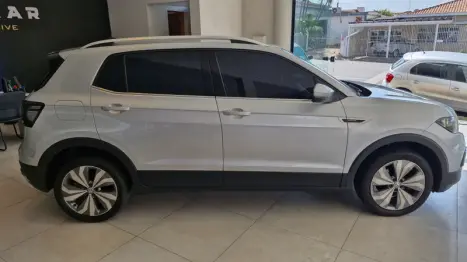 VOLKSWAGEN T-Cross 1.4 4P 250 TSI FLEX HIGHLINE AUTOMÁTICO, Foto 8