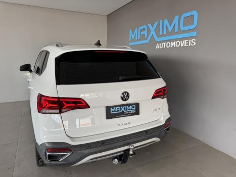 VOLKSWAGEN Taos 1.4 16V 4P FLEX 250 TSI HIGHLINE AUTOM�TICO, Foto 4
