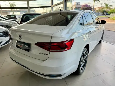 VOLKSWAGEN Virtus 1.0 4P 200 TSI FLEX HIGHLINE AUTOM�TICO, Foto 4