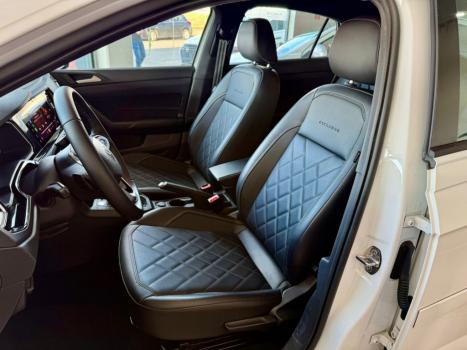 VOLKSWAGEN Virtus 1.4 4P 250 TSI EXCLUSIVE AUTOM�TICO, Foto 9