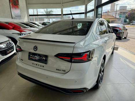 VOLKSWAGEN Virtus 1.4 4P 250 TSI EXCLUSIVE AUTOM�TICO, Foto 4