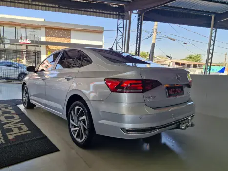 VOLKSWAGEN Virtus 1.0 4P 200 TSI FLEX HIGHLINE AUTOMÁTICO, Foto 5