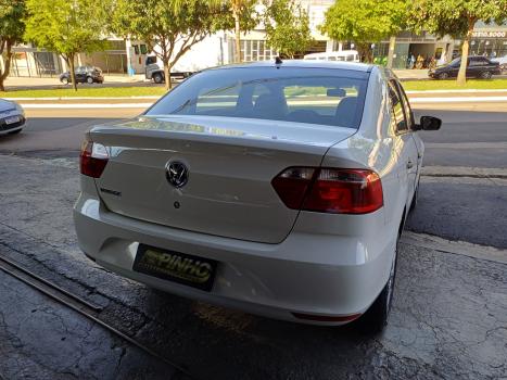 VOLKSWAGEN Voyage 1.6 4P FLEX, Foto 3