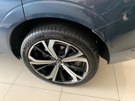 VOLVO XC60 2.0 16V 4P T8 RECHARGE HBRIDO PLUS AWD TURBO GEARTRONIC AUTOMTICO, Foto 3