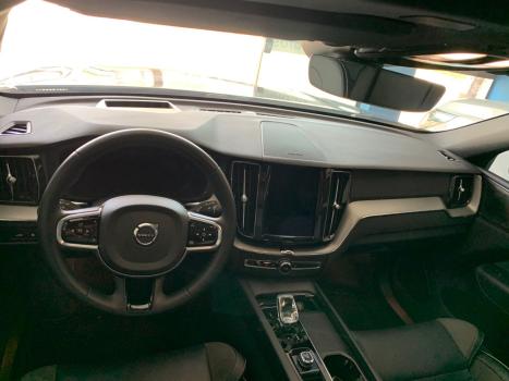 VOLVO XC60 2.0 16V 4P T8 RECHARGE HBRIDO PLUS AWD TURBO GEARTRONIC AUTOMTICO, Foto 9