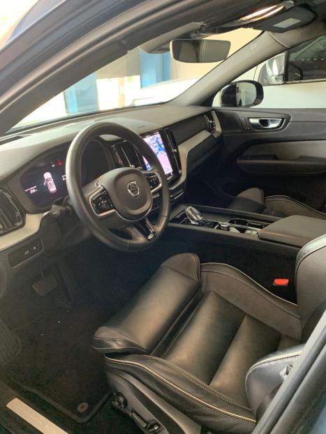 VOLVO XC60 2.0 16V 4P T8 RECHARGE HBRIDO PLUS AWD TURBO GEARTRONIC AUTOMTICO, Foto 14